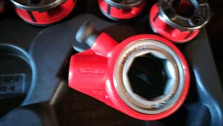 Ridget pipe treading kit