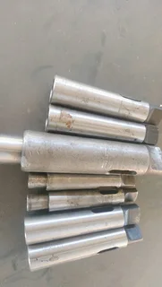 Set taper shank sleeves some used some new