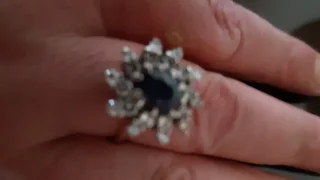 Sapphire diamond ring