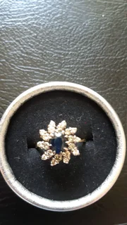 Sapphire diamond ring