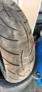 Used Tire Metzeler 180/55/zr 17 Roadtec Z8