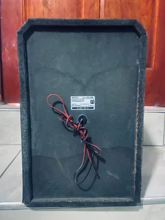 Sub-woofer - Ad posted by Lindokuhle Njani