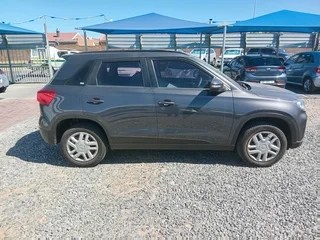 2022 Suzuki Breza 1.5GL automatic