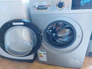 Silver 9kg Bosch Washing Machine