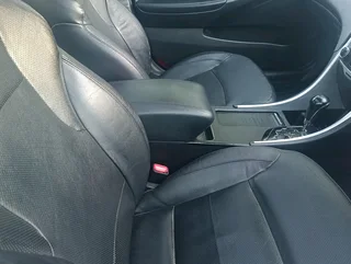 Hyundai Sonata only 93,000km