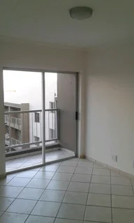 Upmarket 2 Bed Unit to Let