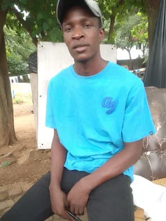 Well Experienced Gardener Urgently Need Ajob