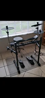 Brand new 7 Piece TurboMesh Electronic drum kit
