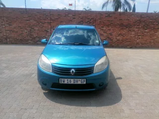 2012 Renault Sandero Hatchback