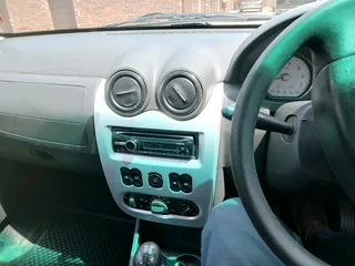 2012 Renault Sandero Hatchback