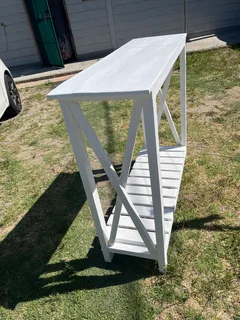 Table - Ad posted by Charlene Stevens