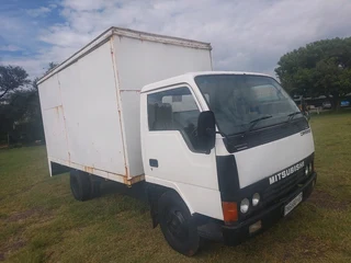 MITSUBISHI CANTER30 VAN BODY