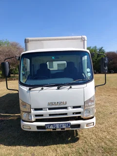 ISUZU NMR250 AMT CLOSED BODY