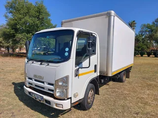 ISUZU NMR250 AMT CLOSED BODY