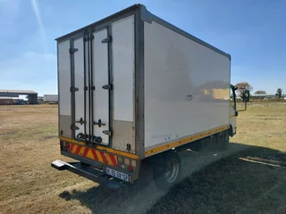 ISUZU NMR250 AMT CLOSED BODY