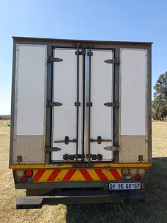 ISUZU NMR250 AMT CLOSED BODY