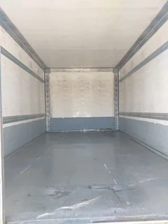 ISUZU NMR250 AMT CLOSED BODY