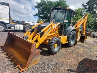 Case 580 Super R 4x4 Tlb