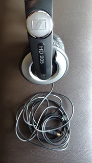 Sennheiser HD205