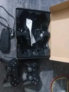 M8 Retro Games Console 2.4G Wireless Video TV Stick Universal Gaming Console with 4× Controllers