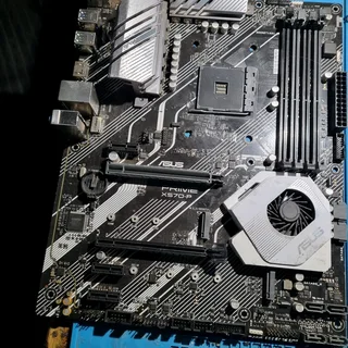 Asus X570-P AMD Gaming Motherboard(Selling as faulty)