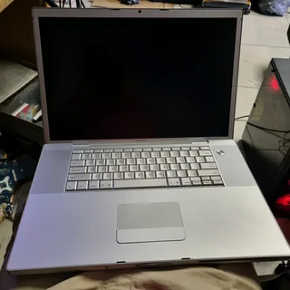17inch Apple Macbook Pro For Sale