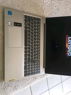 Sithenga amalaptops afile