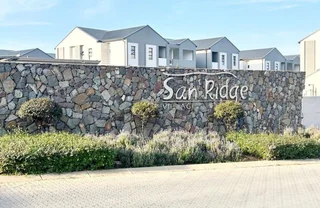 Room to rent in a 2bed 2bath duplex