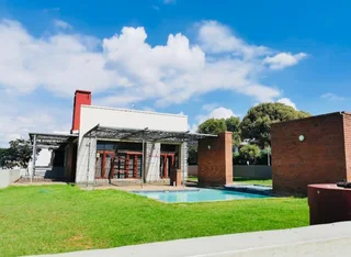 Room to rent in a 2bed 2bath duplex