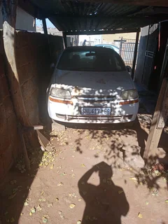 Chevrolet Aveo 1.5 sedan white