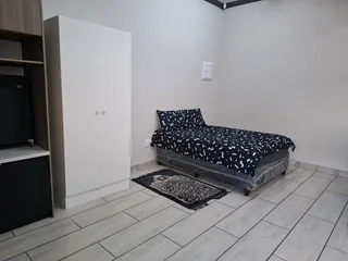 SPACIOUS, MODERN, SELF CONTAINED, FURNISHED BACHELOR FLAT IN DAN PIENAAR