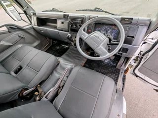 Mitsubishi Fuso Canter Fe7-136 4 TON DROPSIDE