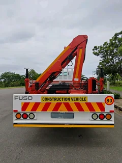MITSUBISHI FUSO CANTER FG6-106  CRANE TRUCK