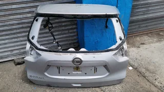 Nissan X Trail 2015 2022 (Plastic) Tail gate