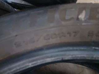 Tyres x2 Goodyear, x2 Dunlop 215/50 R17