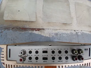 Audio bank amplifier