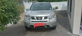 Nissan  X- trail