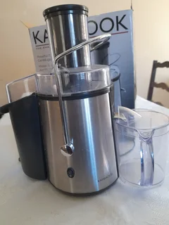 Kambrook 700W Juicer Extractor