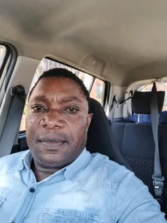 Professional Driver With 30 Years Experience And Hardy Man Experience For 8 Years.... . 066 475 2421