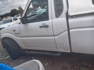 Mahindra scorpio for spares