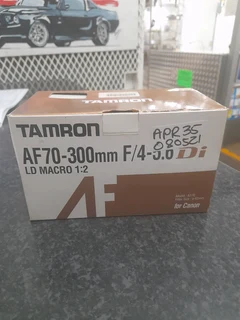 Tamron camera lens 170Jan25