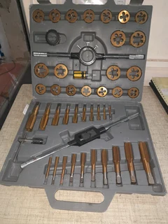 45pc tap and die set 61Feb25