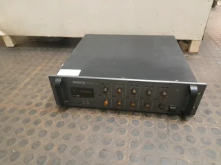 Ellies 4 zone mixer Ampliefer 141Feb25