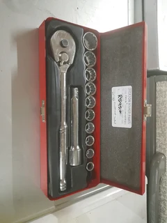 Mastercraft 13pc socket set 01Feb25