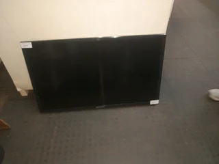 Digimark 40 inch smart TV with Remote 56Apr25