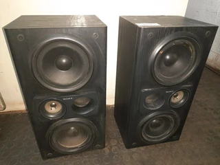 Sony speakers 139Jan25