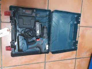 Bosch cordless drill 124Mar24