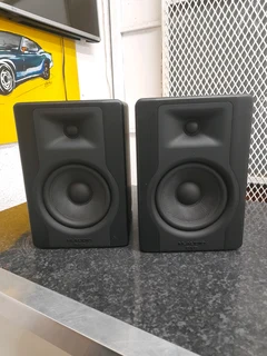 M-Audio BX5d3 studio monitor speakers 111Apr25