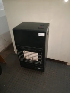 Bauer 3 panel gas heater