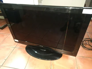 Bydsign 40 inch plasma TV with Rem 92Apr24